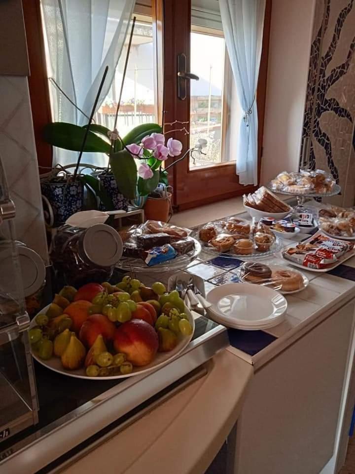 B&B Santa Cecilia フランカヴィッラ・アル・マーレ エクステリア 写真